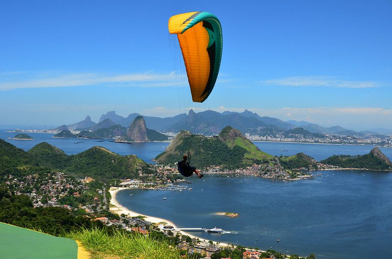 paragliding in Rio