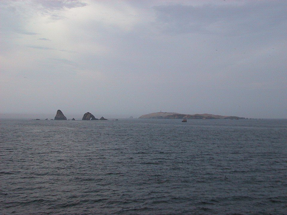 px Chincha Islands panoramio
