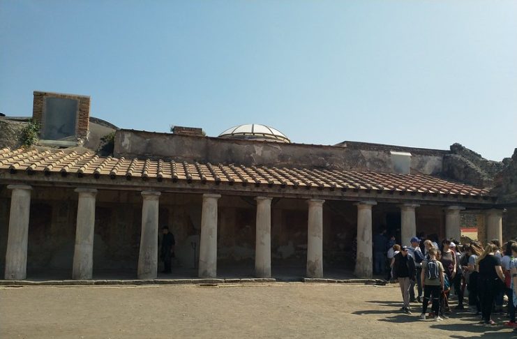 Ruins of pompeii images