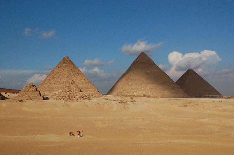 The pyramids of menkaure khafre and khufu on the giza plateau viewed from the south